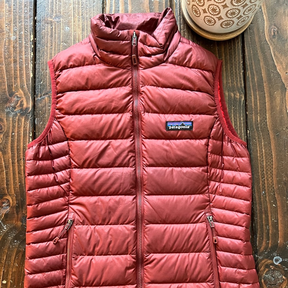 Patagonia. Women’s XS. Women's Down Sweater Vest. Deep Red.